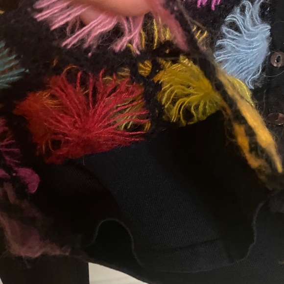Sweet colorful sweater top black/multi 🌈cardigan - Picture 4 of 8